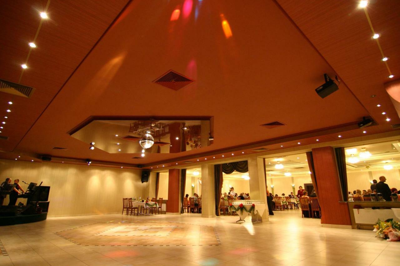 Emef Centrum Szkoleniowo-Serwisowe Sokolka Extérieur photo